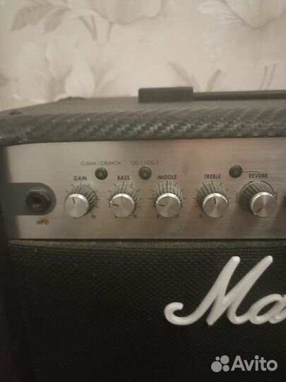 Басс гитара с комбиком