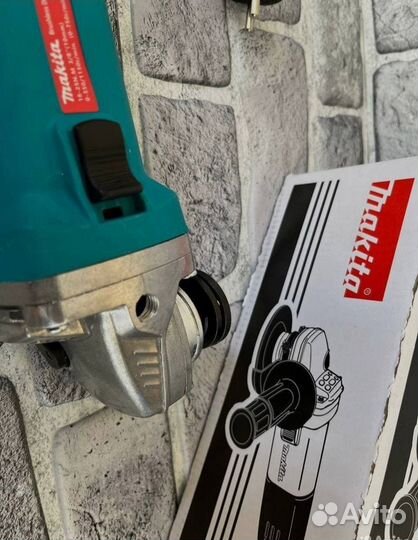 Ушм болгарка makita 125