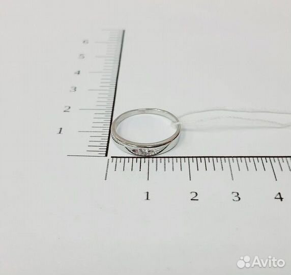 Золотое кольцо с камнем 16,5р
