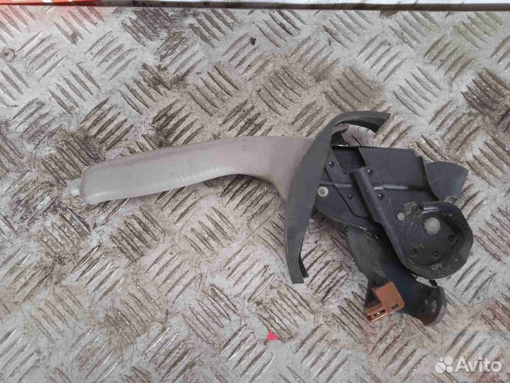 Рычаг стояночного тормоза Тойота Королла AE110