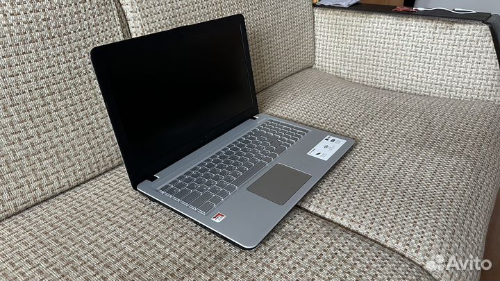 Asus 2021 год AMD A4-9125 4gb 128gb SSD как новый