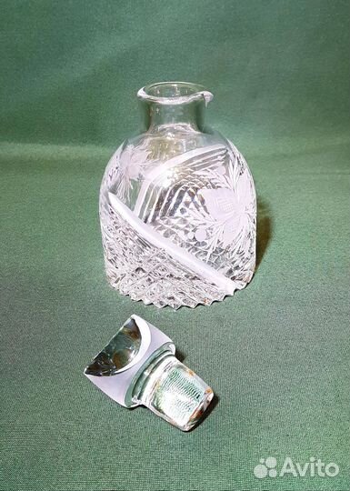 Хрустальный графинчик. 370 мл