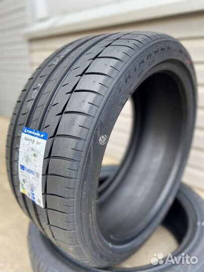 Triangle Sports TH201 255/30 R20 92Y