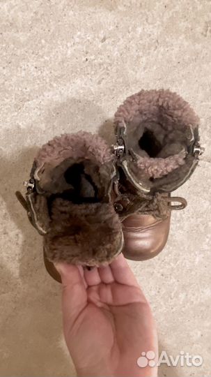 Ботинки зимние на овчине Котофей 23 размер