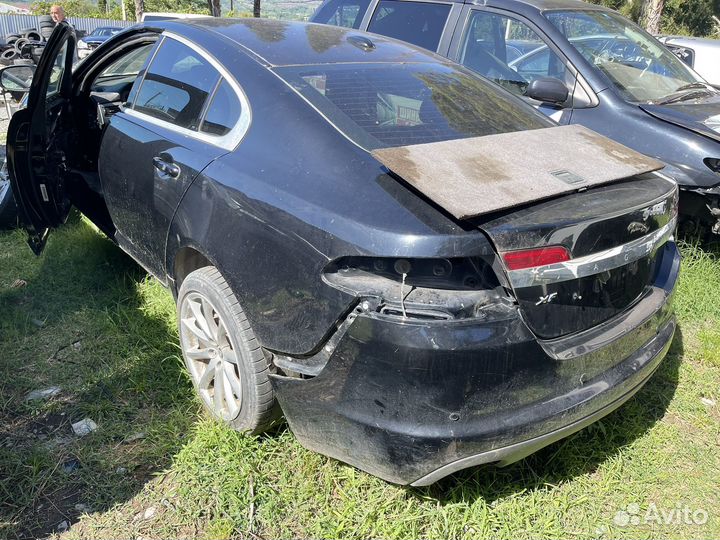 Запчасти на jaguar xf