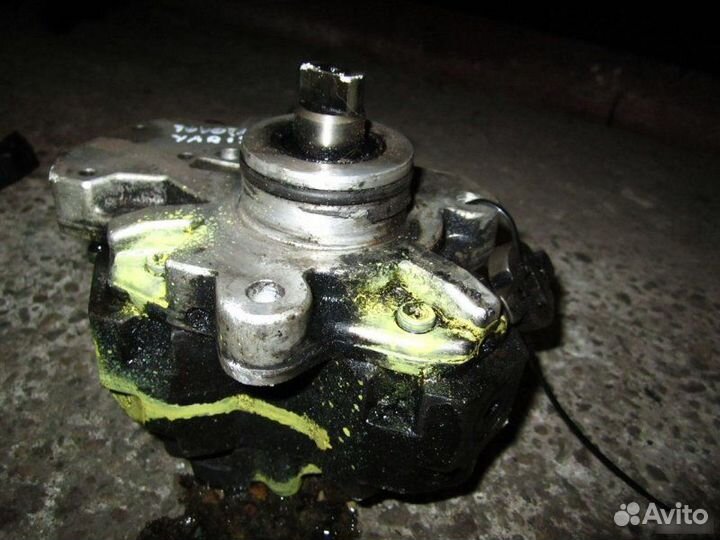 Б/У Б/У тнвд Toyota Yaris 1.4nd 2210033050 toyota