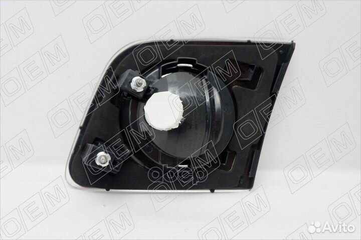 Фонарь левый внутренний Mazda 3 1 BK седан