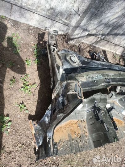 Volkswagen jetta 6 передняя часть кузова