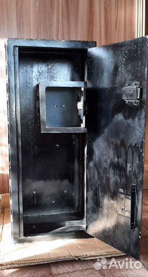 Оружейный сейф на 2 ствола