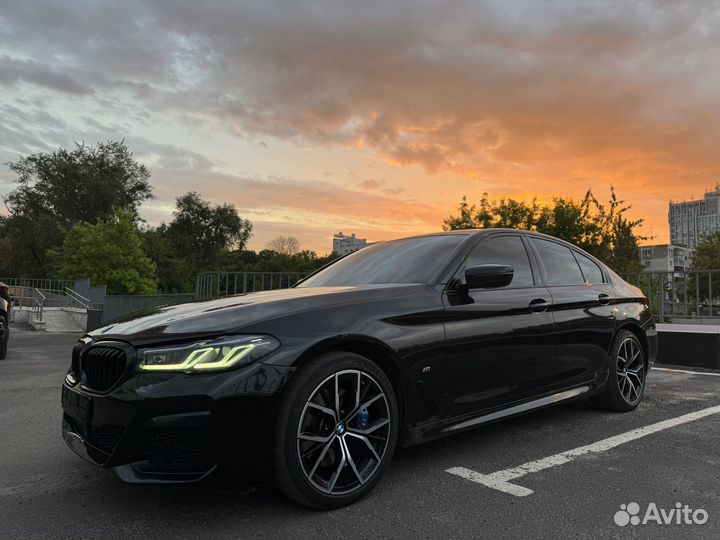 BMW 5 серия 3.0 AT, 2021, 84 000 км