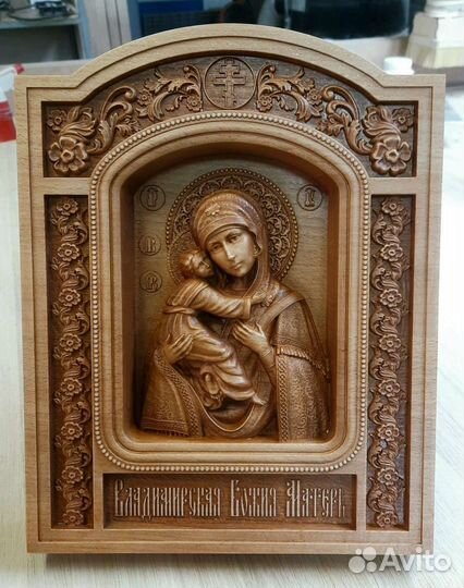 Резные иконы из дерева