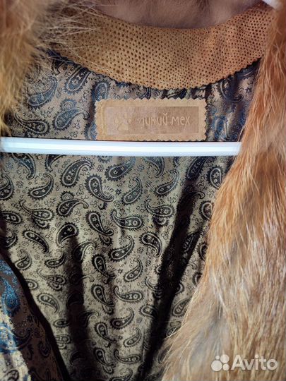 Жилет из меха лисы