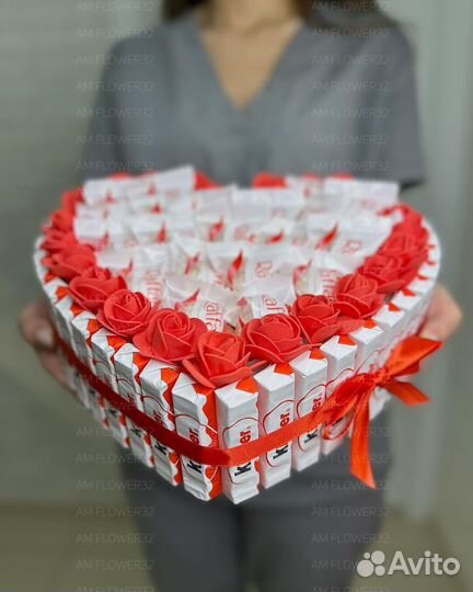 Сладкий шоколадный подарок киндер торт набор бокс