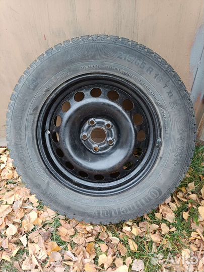 Continental Conti4x4IceContact 215/65 R16