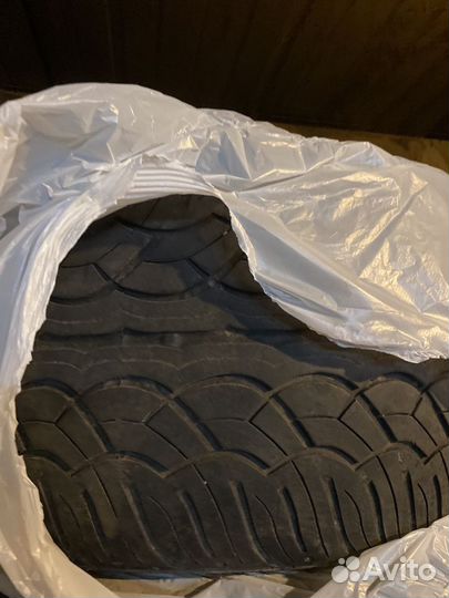 Yokohama Parada Spec-X 295/45 R20