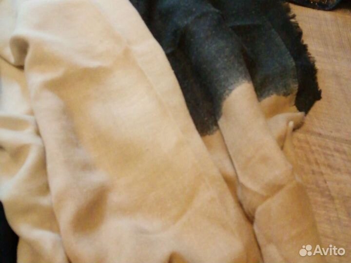 Шарфы, шапки, палантины H&M, Zara, Plastinina и др