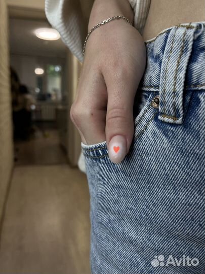 Маникюр педикюр