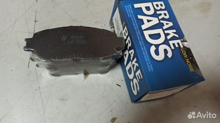 Тормозные колодки переднее Toyota Camry V30