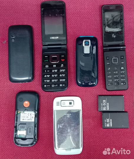 Телефоны сотовые