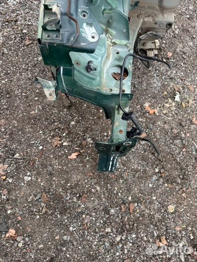 Лонжерон четверть правый Renault Modus 2006