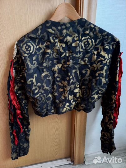 Старинный театральный детский костюм