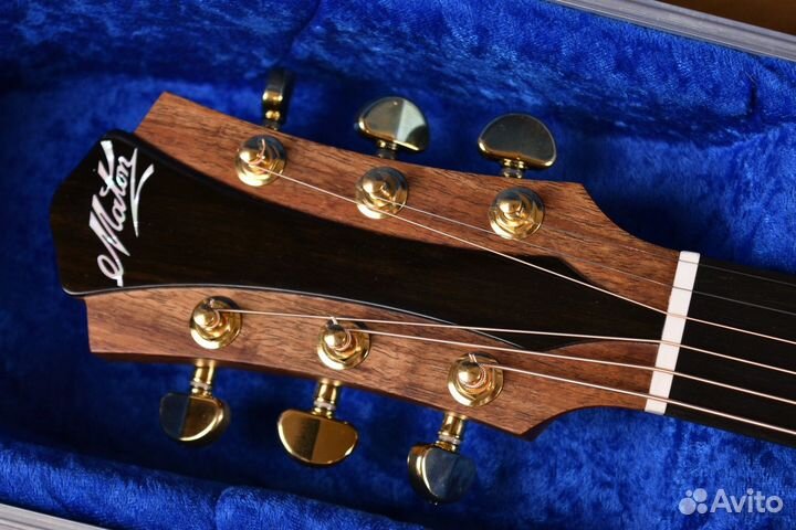 Электроакустическая гитара Maton + Аксессуары