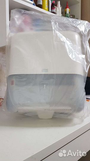 Диспенсер Tork H1