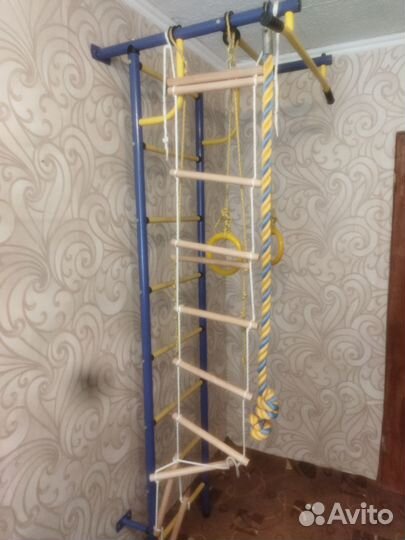 Детская шведская стенка/спортивный уголок