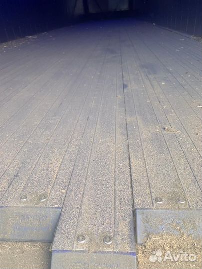 Полуприцеп щеповоз Bodex KIS 3FR, 2010