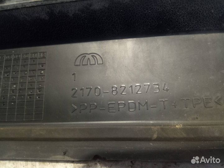 Жабо LADA Priora 2010 21708212735