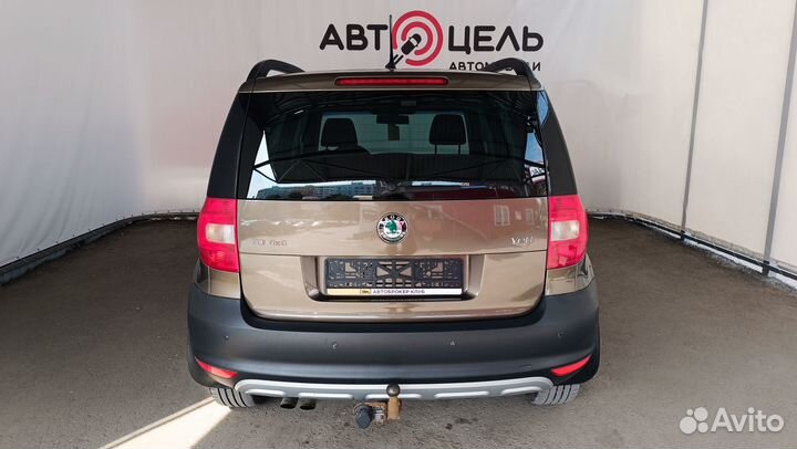 Skoda Yeti 2.0 AMT, 2013, 215 000 км