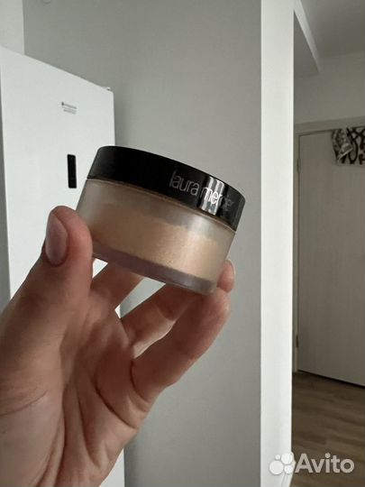 Laura mercier пудра