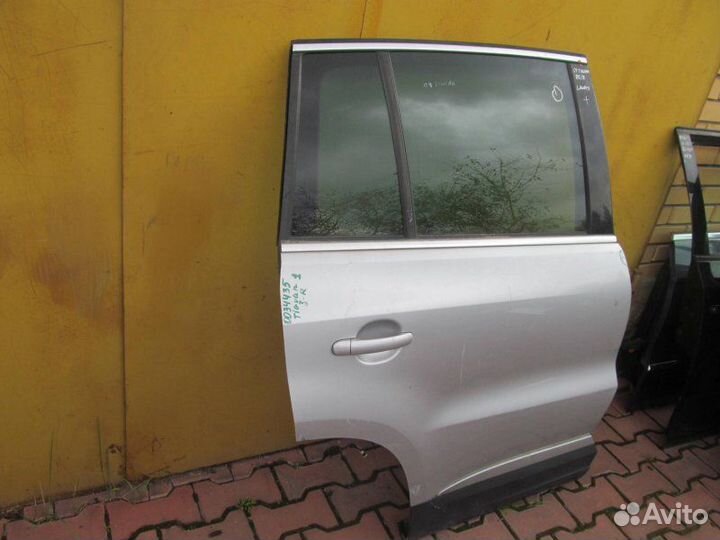 Дверь задняя правая Volkswagen Tiguan 1 2008