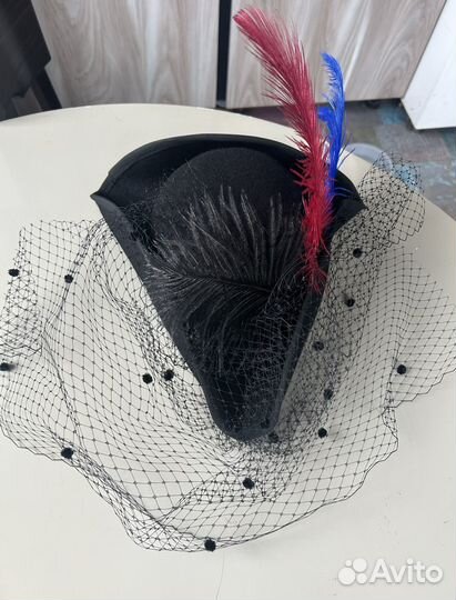 Шляпа венецианская