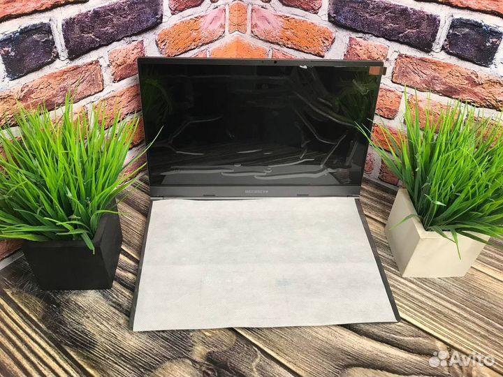 Новый игровой ноутбук i5/10gen/rtx/120Hz