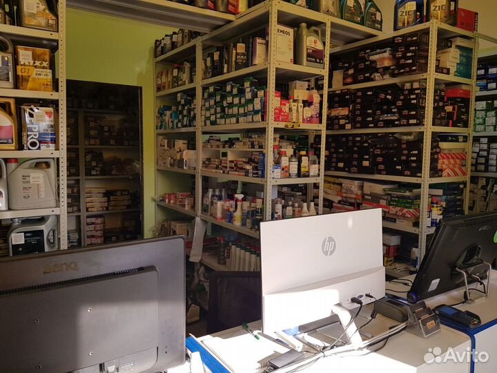 Уголок зеркала внутренний левый Accent