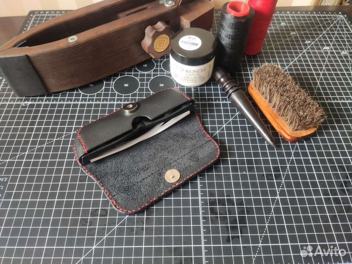 Футляр для очков (очешник)