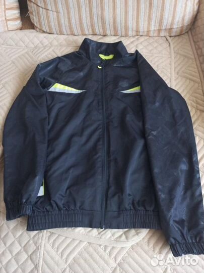 Спортивные вещи на подростка