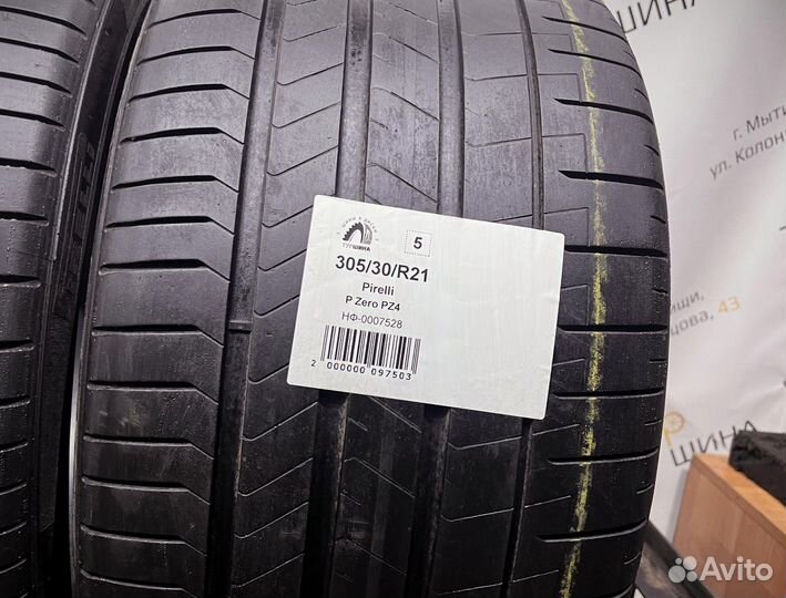 Pirelli P Zero PZ4 305/30 R21 94Y