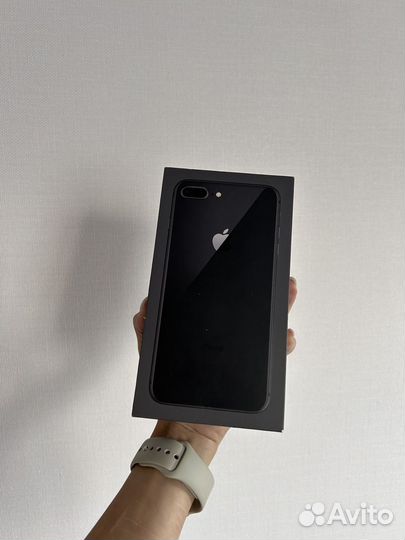 iPhone 8 Plus, 64 ГБ