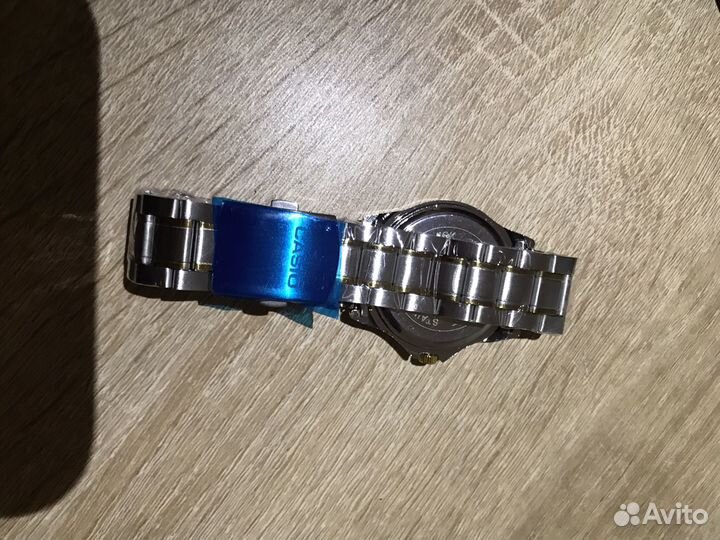 Часы casio quartz