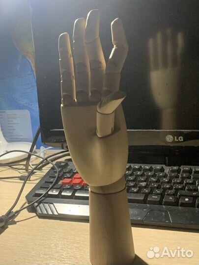Деревянная рука