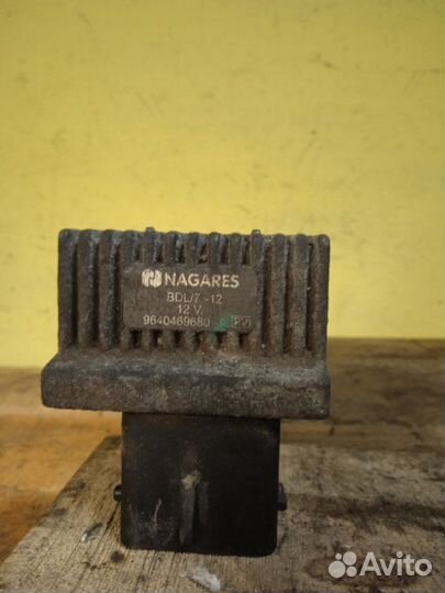 Реле свечей накала Renault Laguna 3