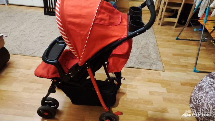 Прогулочная коляска бу