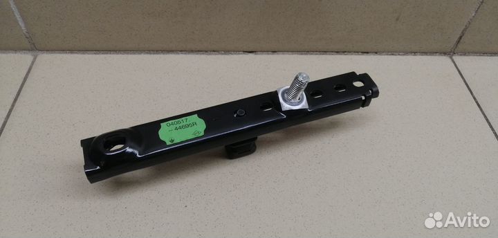 Механизм регулировки ремня безопасности Sandero 20