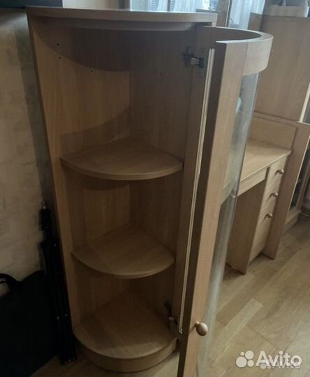 Туалетный столик с зеркалом и подсветкой бу