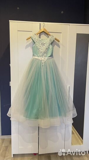 Нарядное платье для девочки