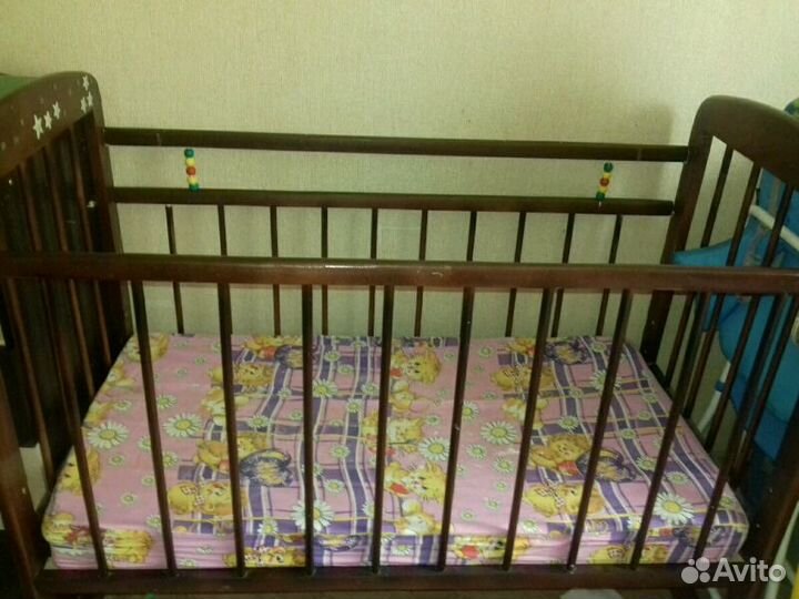 Детская кроватка