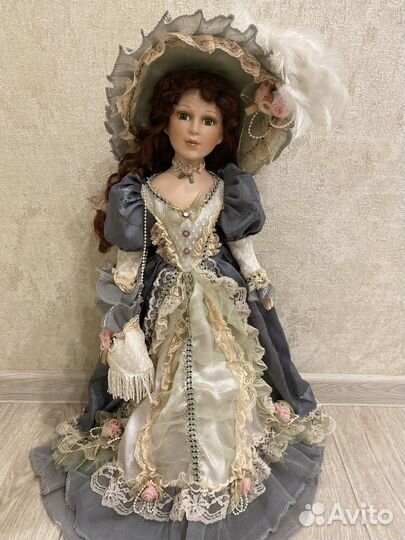 Кукла фарфоровая коллекционная большая