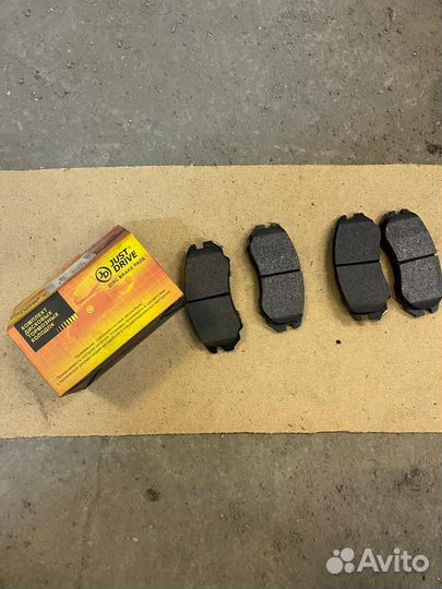 Комплект дисковых тормозных колодок
